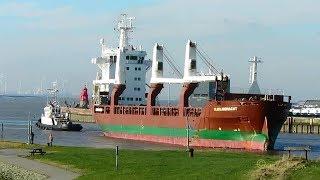 3 crane cargo seaship FLORIJNGRACHT PBSU IMO 9428413 inbound Emden merchant vessel & tug