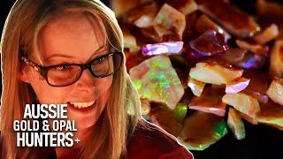 Dan & Renee Discover STUNNING Colourful Crystal Opal! | Outback Opal Hunters