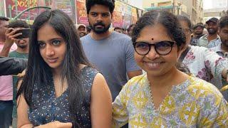 Ss Rajamouli wife Rama Rajamouli at Simhadri theatre | ss Rajamouli family at Sudarshan 35mm theater