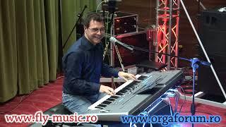 DEMO YAMAHA Tyros 5 Peter Baartmans 00