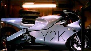 La moto Y2K  - Furia en dos Ruedas 