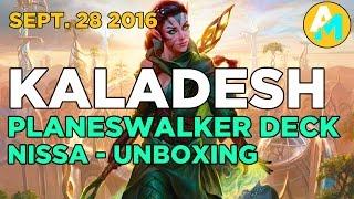 Kaladesh Planeswalker Deck: Nissa Unboxing!