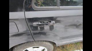 How to remove the rear door handle Kia Sorento 2002-2009