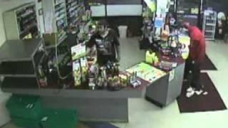 Barker Avenue robbery suspect sought   VIDEO » Evansville Courier   Press