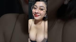 Sri ayu tarisa goyang hot