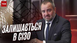  Неприємний сюрприз від дружини. Андрій Павелко залишається в СІЗО через адвоката!