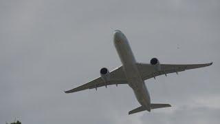 (4K) Plane Spotting 4L Departures at JFK on May 17, 2024