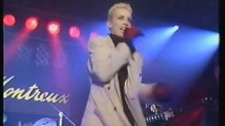 Eurythmics -  You Have Placed A Chill & I Need A Man (live at the Montreux Festival)