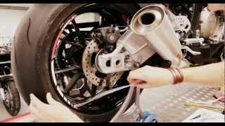 BMW S1000RR Rimstriping SpecialGP Motor Sticker Instruction Video | Motorsticker.com