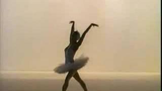 Maya Plisetskaya - "Swan"