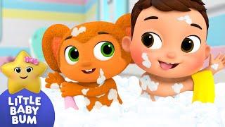 Rub A Dub Dub ⭐ Baby Max's  Splashy Time! | Little Baby Bum