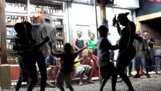 Daggering at the Supermarket - Puerto Viejo, Costa Rica