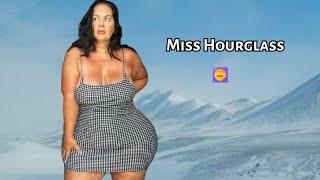 Miss Hourglass: American Figure & Model | Plus Size Fashion | Bb world