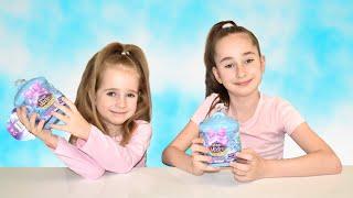 Leina and Lina opening Magic Mixies Mixlings “Magicus Party” | Unboxing