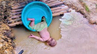 single mother went to dig water for rice field and got into an accident