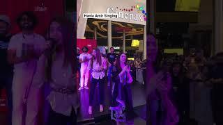 Hania Amir Singing In Mall with Ali Rehman #haniaamir #shorts #alirehman #showbizpakistan #actors