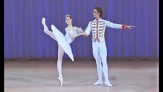 Artemy Belyakov & Anastasia Soboleva - Bolshoi Academy Nutcracker PDD 2010