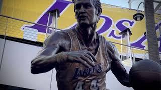LAKERS AND KINGS SCULPTURES AT CRYPTO.COM ARENA LOS ANGELES