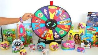 TotoyKids juega a La Ruleta de Sorpresas Niños contra Niñas!!! Quién crees que Ganará esta vez???