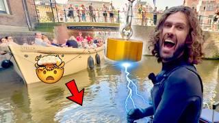 Fishing with A BIG MAGNET From a Boat in Amsterdam!