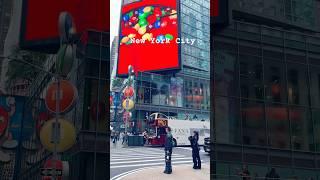 New York, Times Square #usatravel #usacity #nyclife #nycviews #nyc #nycvlog #nyctravel #manhattan