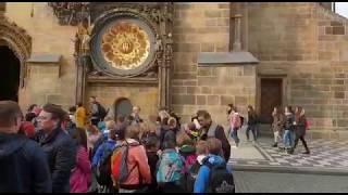 ساعة براغ الفلكية : أقدم ساعة في العالم في التشيك Prague Astronomical Clock In Czech Republic