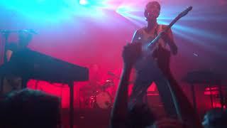 PARCELS - Drop The Pressure (Mylo Cover) - Live @ La Cigale - Paris - 05/11/2021