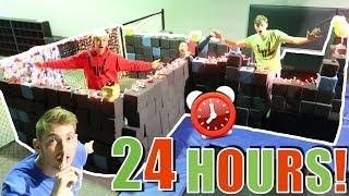 24 HOUR FORT OVERNIGHT CHALLENGE IN TRAMPOLINE PARK!