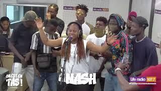 La go Cracra du Djassa, Nash enflamme le studio de « OnEstEnTas » avec un gros freestyle ! 