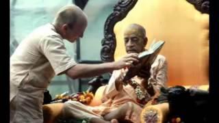 Devotee Can’t be Equally Interested with Material & Transcendental Pleasure - Prabhupada 0771