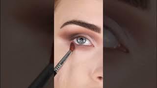 Matte half cut crease with Patrick Ta major dimension III #eyeshadowtutorial #halfcutcrease