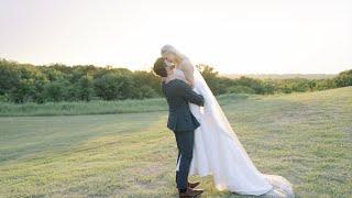 Elegant and Timeless Texas Wedding | Romantic Spring Wedding at Hillside Estate