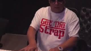 Scott Storch making the beat for "King James" by R-Mean & Jeremih