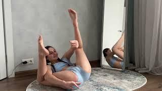 [4K] Morning Yoga and Legs Spread | With Yoga Girl Ally Flexible