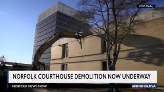 Norfolk's Old Circuit Courthouse Comes Down