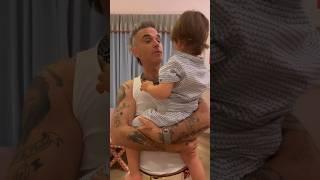 Robbie Williams sings ‘Angels’ with his children  #robbiewilliams #shorts