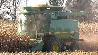 Corn Harvest 2023 | John Deere 9500 Combine Harvesting Corn | Ontario, Canada