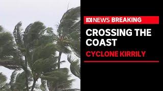 Cat. 3 Cyclone Kirrily crosses the coast near Townsville