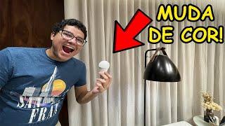 COMPRAMOS UMA LUZ QUE MUDA DE COR COM A NOSSA VOZ!!! - Família Velhote