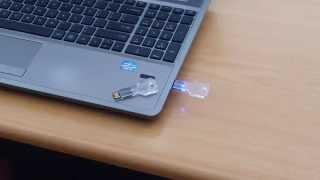 Crystal Light Up Key USB