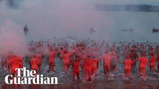 A record 3,000 people join nude Dark Mofo swim for winter solstice