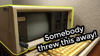 The Trash Picked Compaq Portable 1! - Overview, Cleaning, and Diagnosis (Part 1)