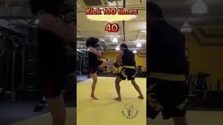 Kick 100 times Muay Thai #muaythai #thaiboxing