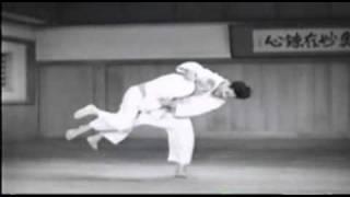 Kyuzo Mifune - X Dan Judo - The essence of Judo 1955