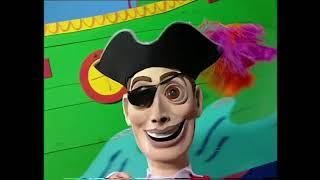 The Wiggles - Go Captain Feathersword, Ahoy! (Spanish Dubbed) (Wiggly Puppets Version)