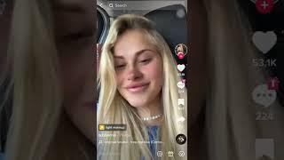 GAIA BIANCHÏ Tik Tok CON UN TOP BLU CHE RISALTA I SUOI OCCHI AZZURRI!️‍️‍