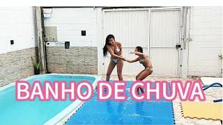 na piscina  ,banho de chuva pela primeira vez.#challenge #rotina