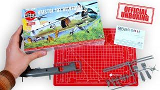 Official Unboxing Airfix: Bristol 192 Belvedere (A03002V)