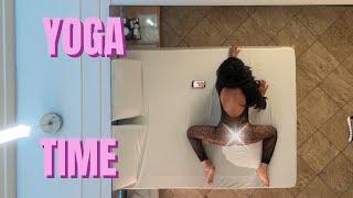 Transparent yoga stretch in the mirror - yoga with Helen