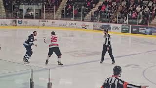 Guillaume morin (3L rivière- du- Loup) vs Derek Parker (Pétroliers Laval) 6-04-2024